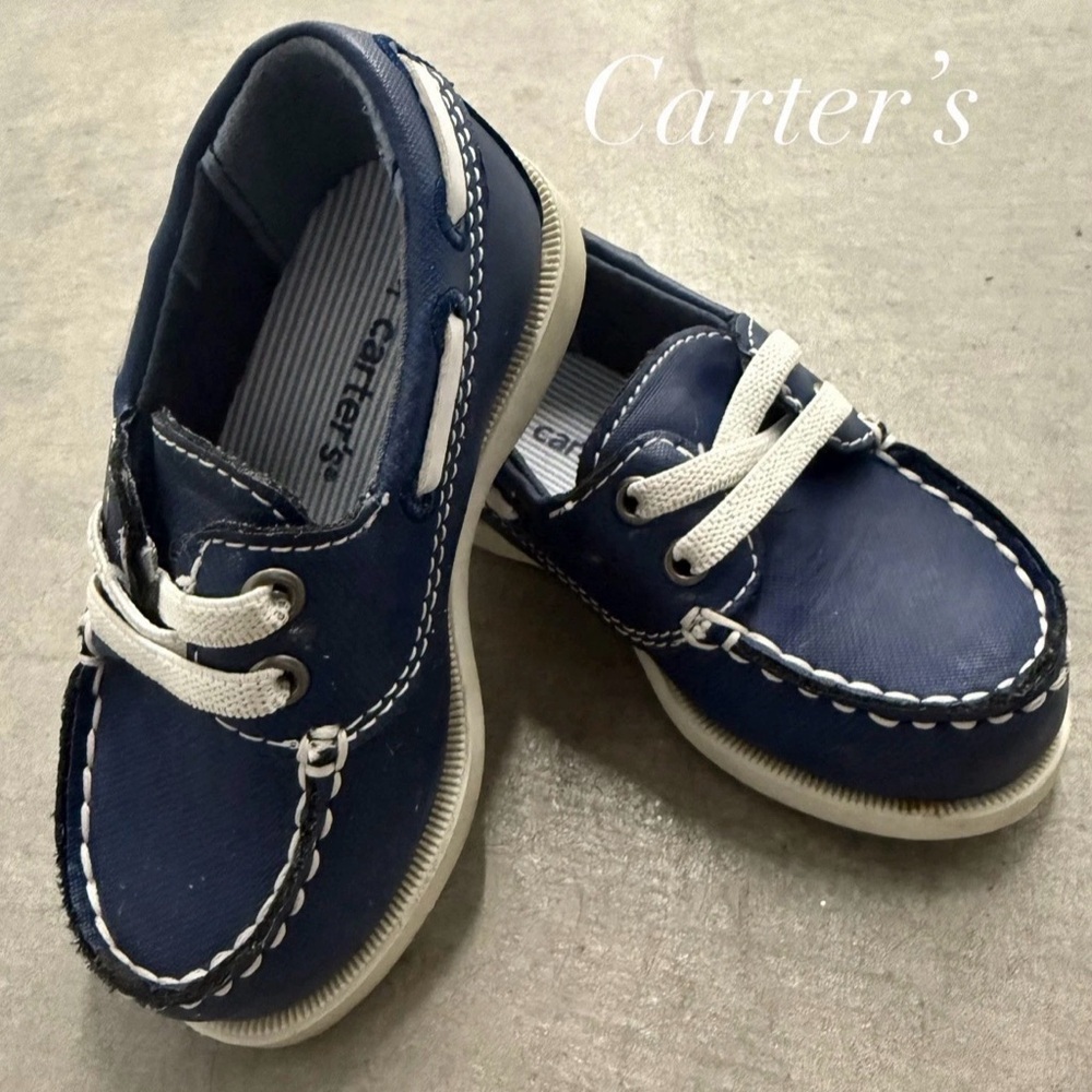 Carter’s Blue Dock Shoes with White Soles and Ties Size 5 Boat. Leather. Kids.